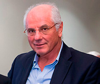Dr. Claudio Ruhlmann